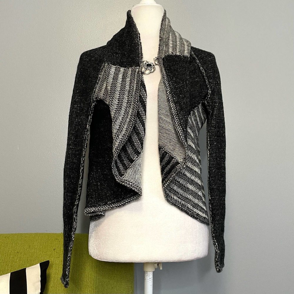 Cabi Black White Wool Patchwork Circle Cardigan S… - image 1